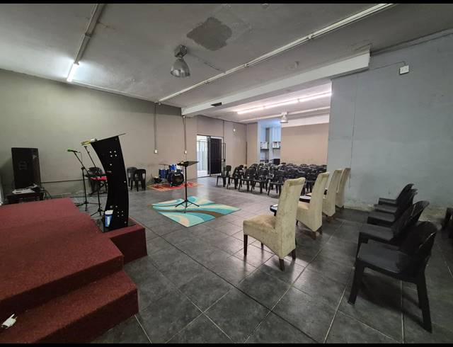 80M² RETAIL TO LET IN KRUGERSDORP CENTRAL